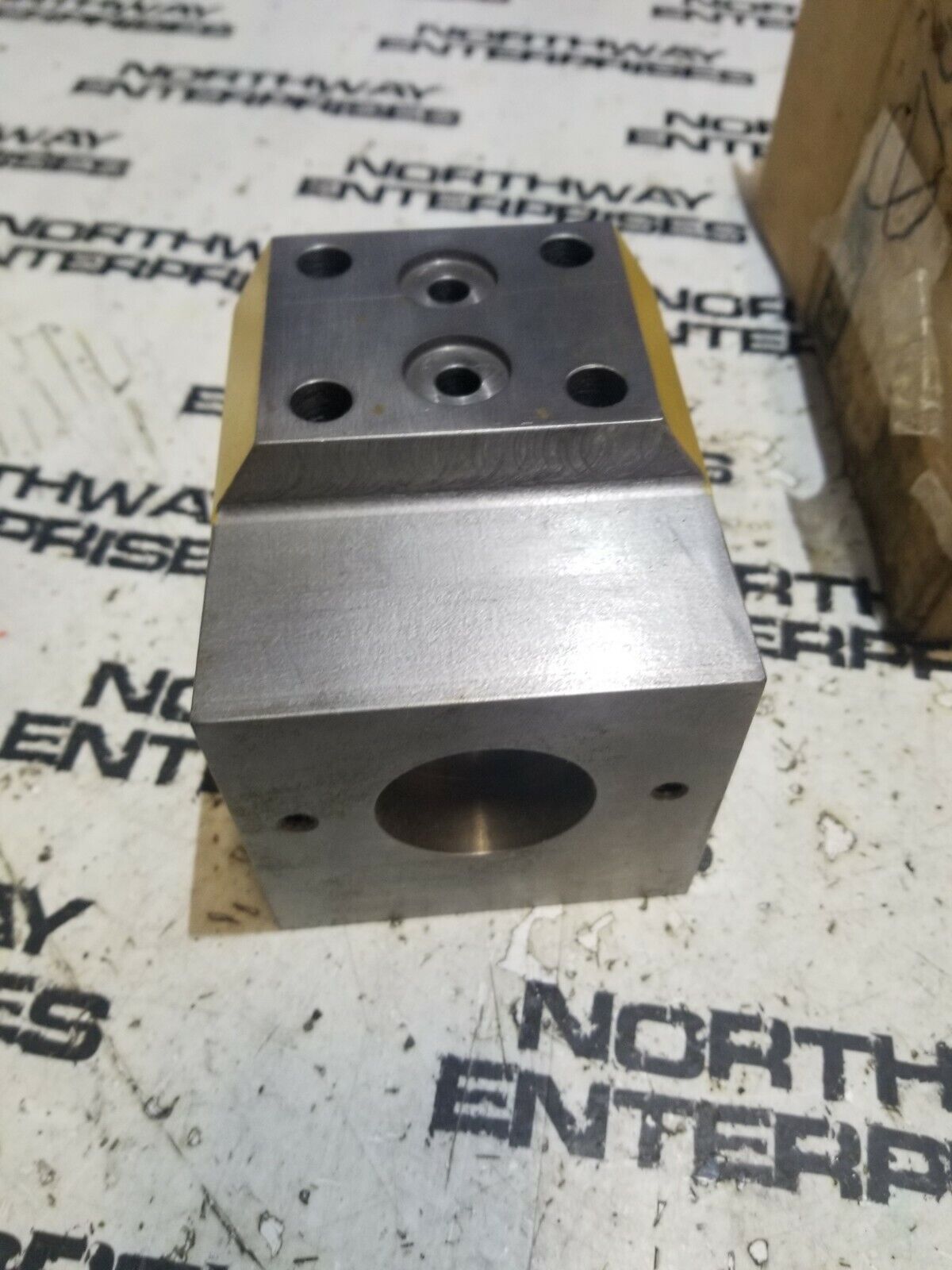 CATERPILLAR 106-7357 MANIFOLD 1067357
