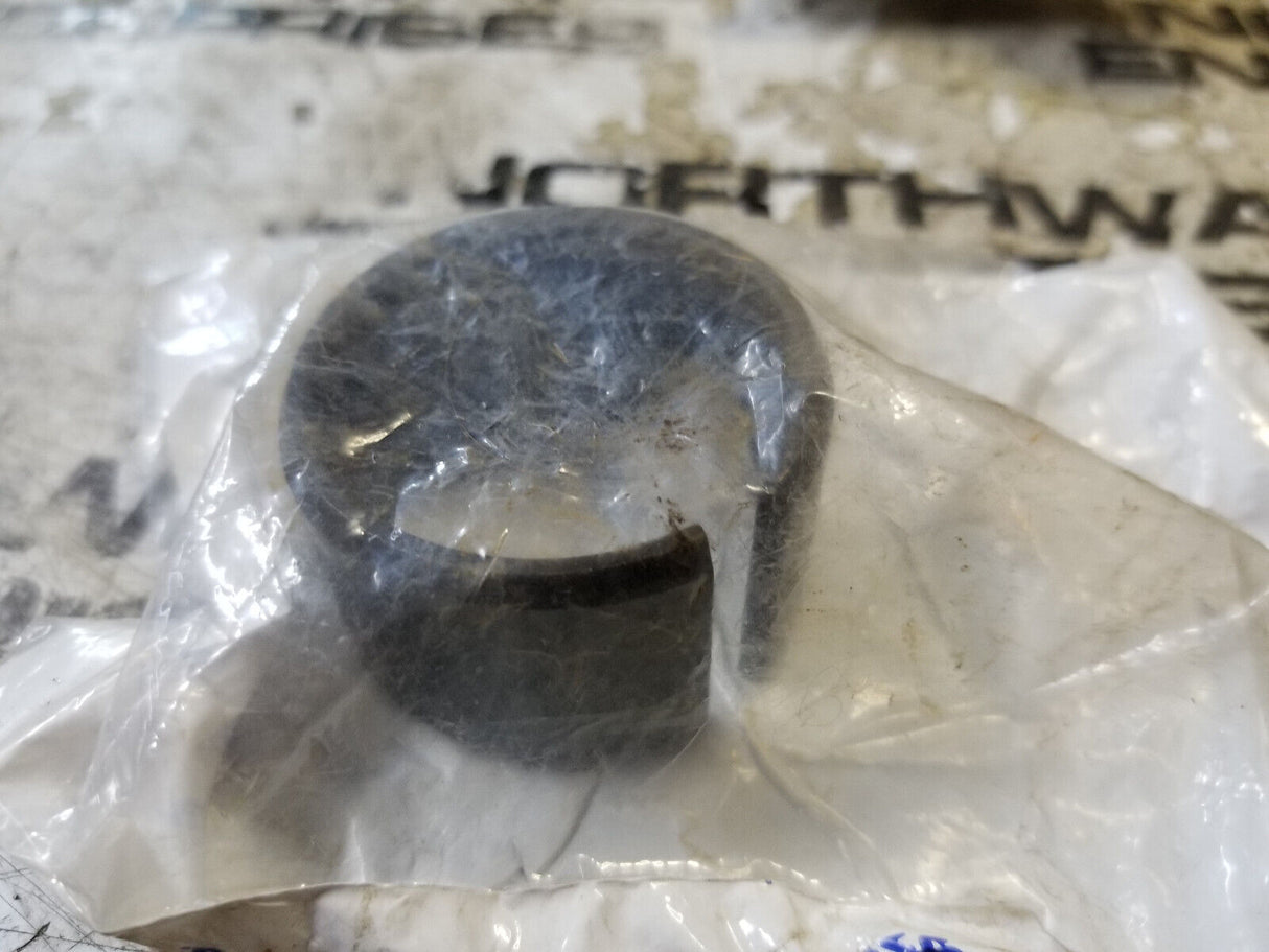 LOT OF 2PC - HY192429 HYSTER BUSHING 192429