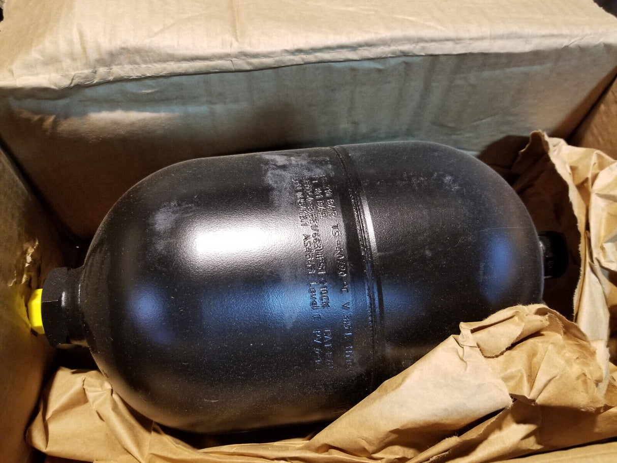 2518266 CATERPILLAR 251-8266 3.45 Liter Compressed Nitrogen Gas Accumulator