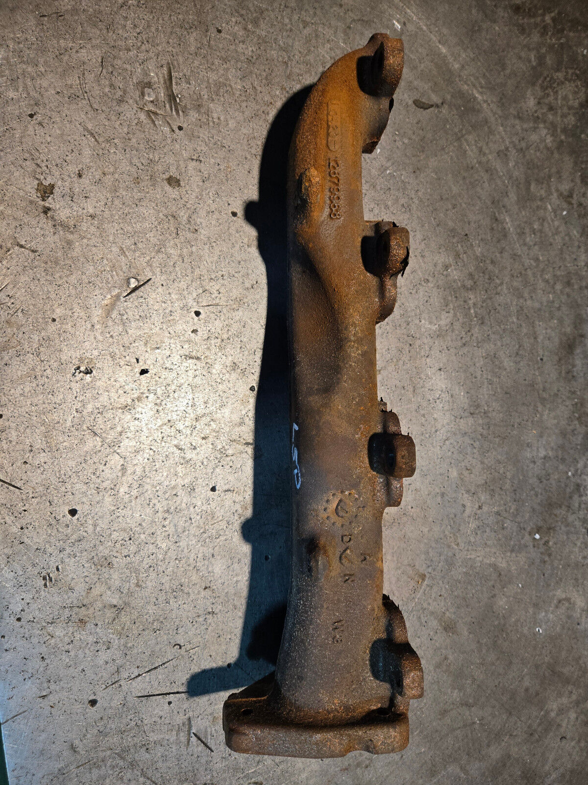 Left Exhaust Manifold 17-20 Chevrolet Silverado 3500 HD 6.6 12679988 Diesel L5P