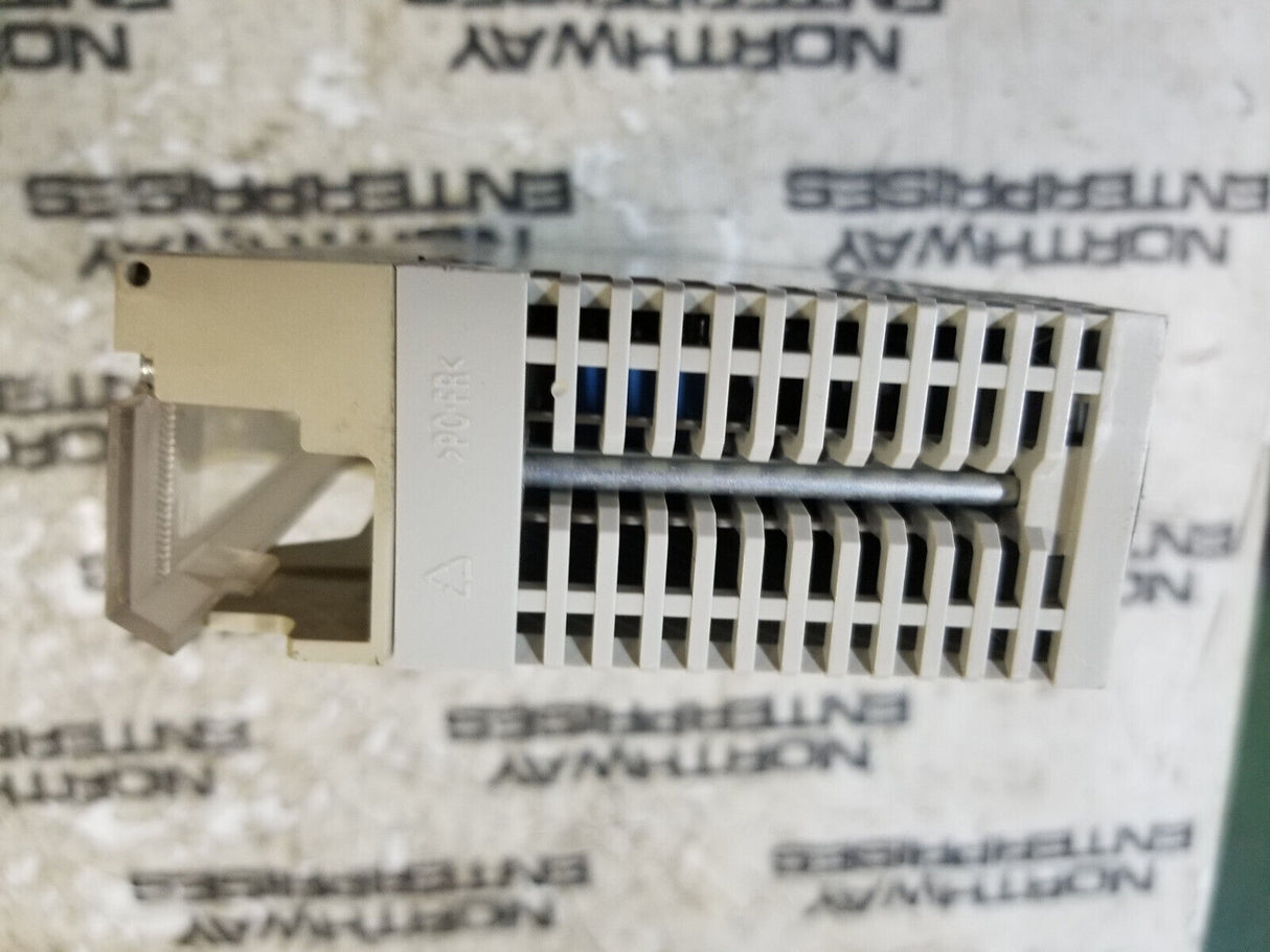 Schneider Electric 140-DAI-540-00 16 Point Discrete Input Module 140DAI54000