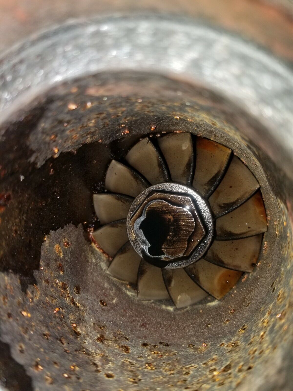 CHEVY GMC 6.6L DURAMAX DIESEL USED TURBO TURBOCHARGER OEM LBZ LMM 8980033661