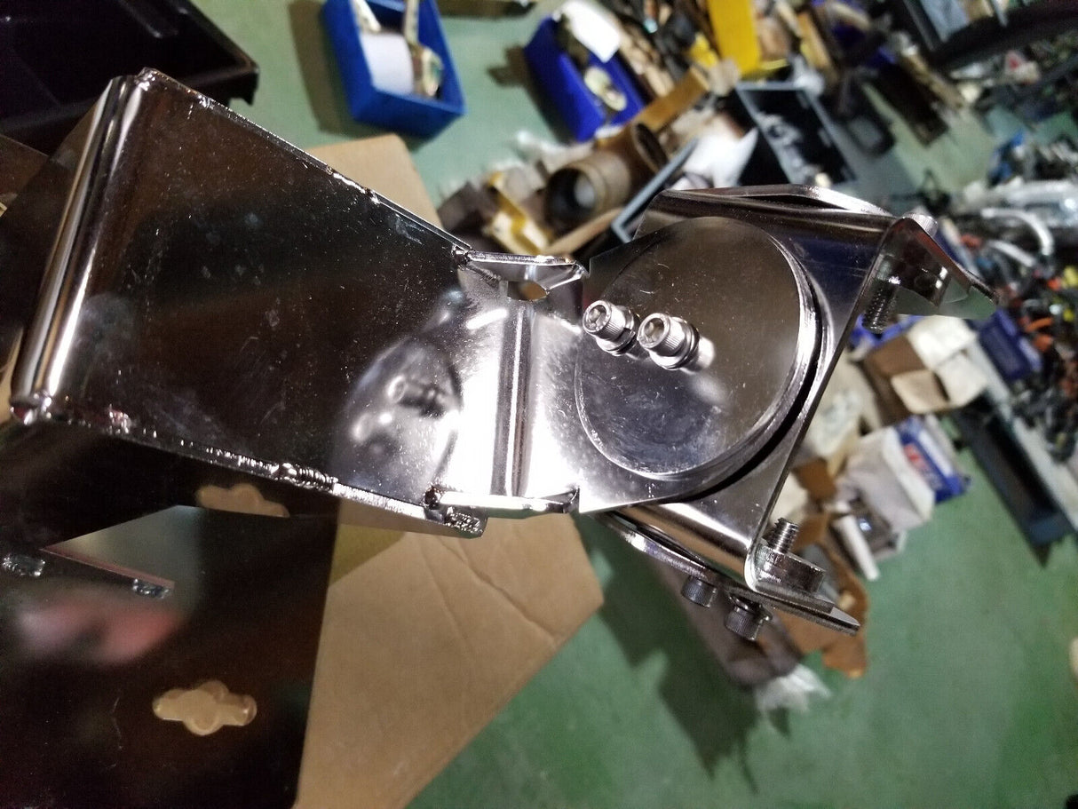 01721-001 Axis Wall Mount F101 XF For explosion-protected F101 fixed cameras