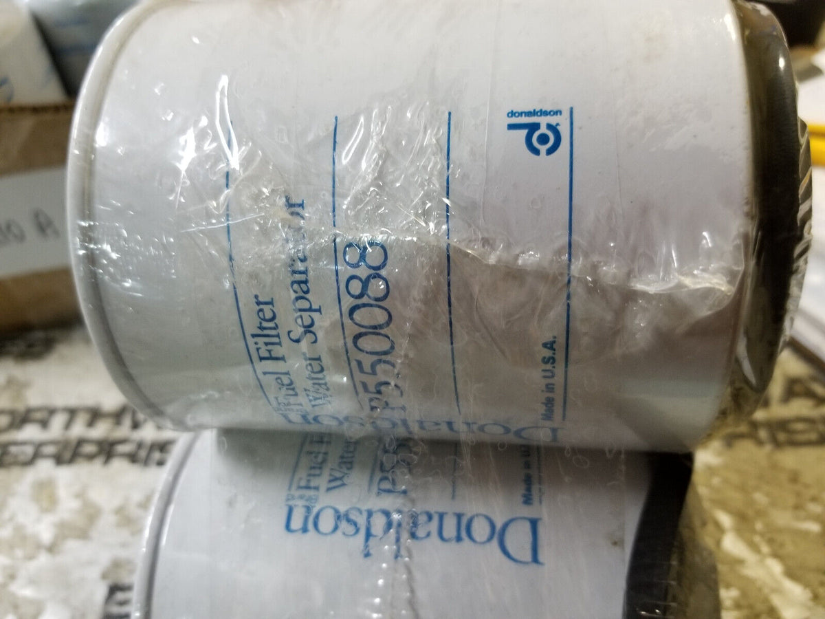 LOT OF 3PC - Donaldson Lube Filter Spin-on Full Flow- P550008