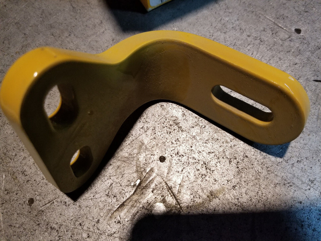 294-3090 Caterpillar Stairway Mount Plate 2943090