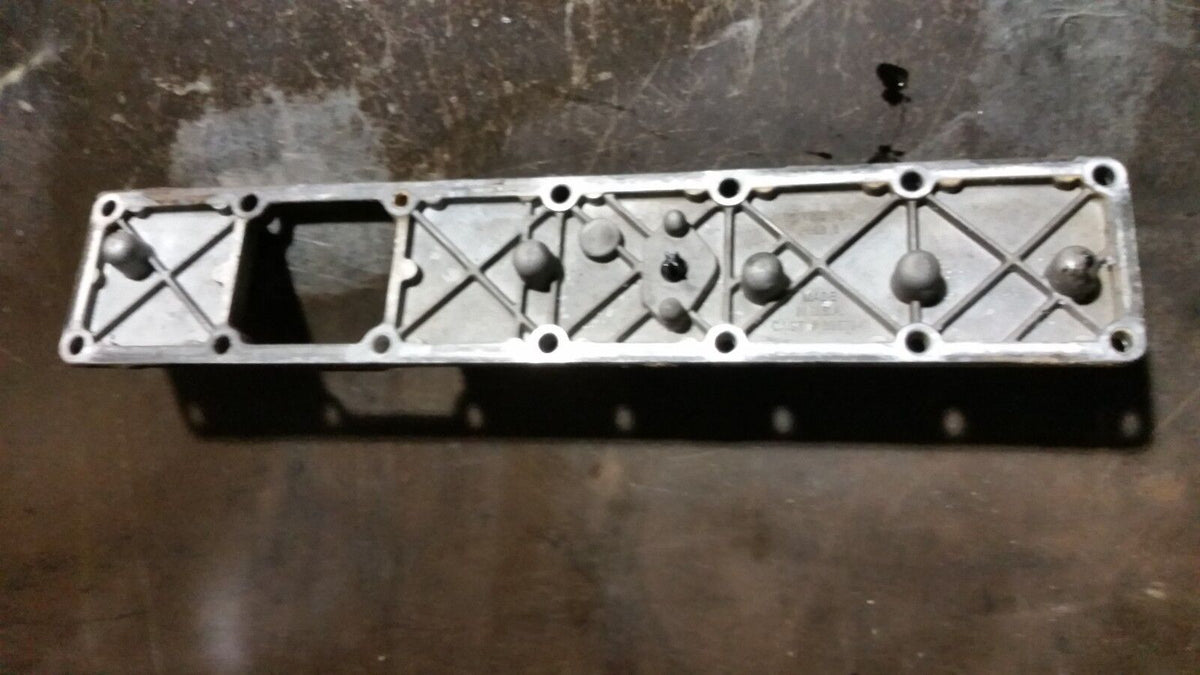 3957907 2004-06 Cummins 5.9l Intake Manifold Grid Heater Plenum