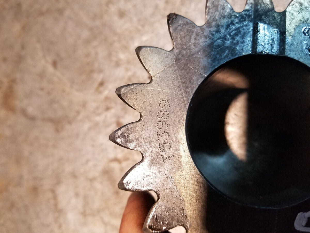 JOHN DEERE T53989 GEAR REF55
