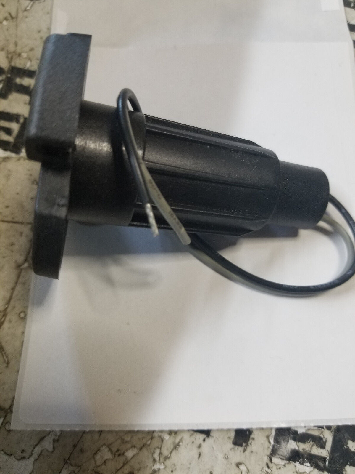 ATTWOOD 91020-1 LIGHT BASE BLACK PLASTIC