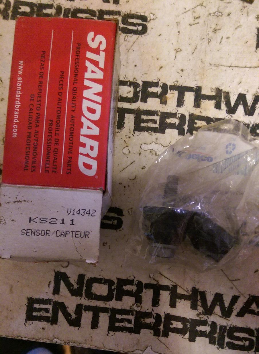 Standard Motor Products KS211 Knock Sensor