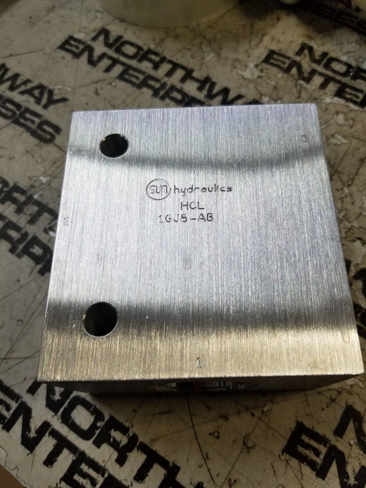 SUN HYDRAULICS 1GJ8-AB
