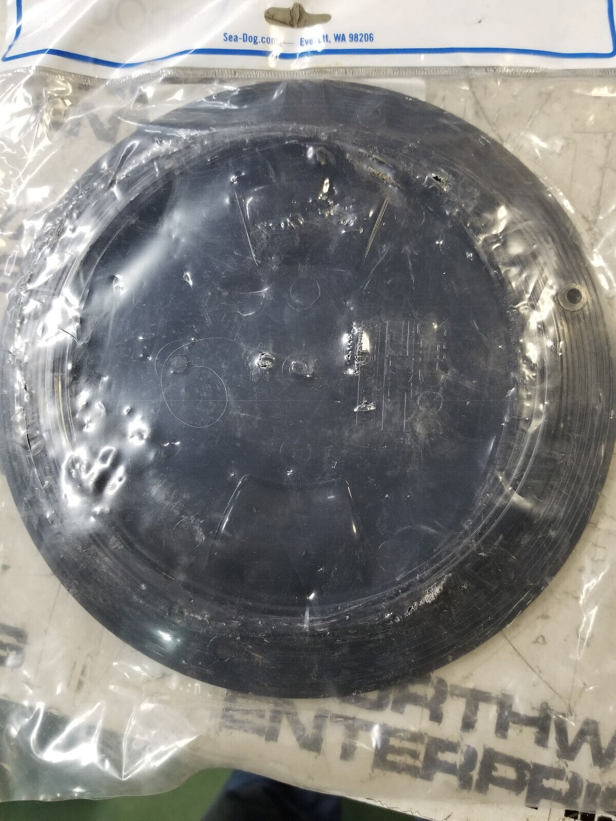 Sea-Dog 6" Deck Plate Black #337165-1 337165