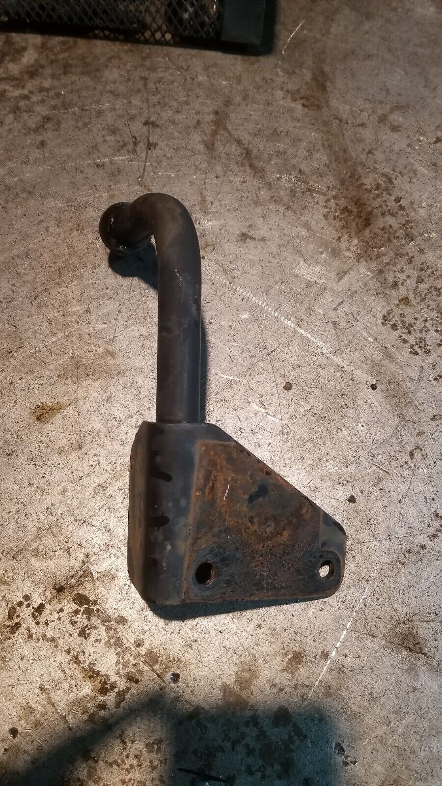3970527 CUMMINS FAN SHROUD BRACKET