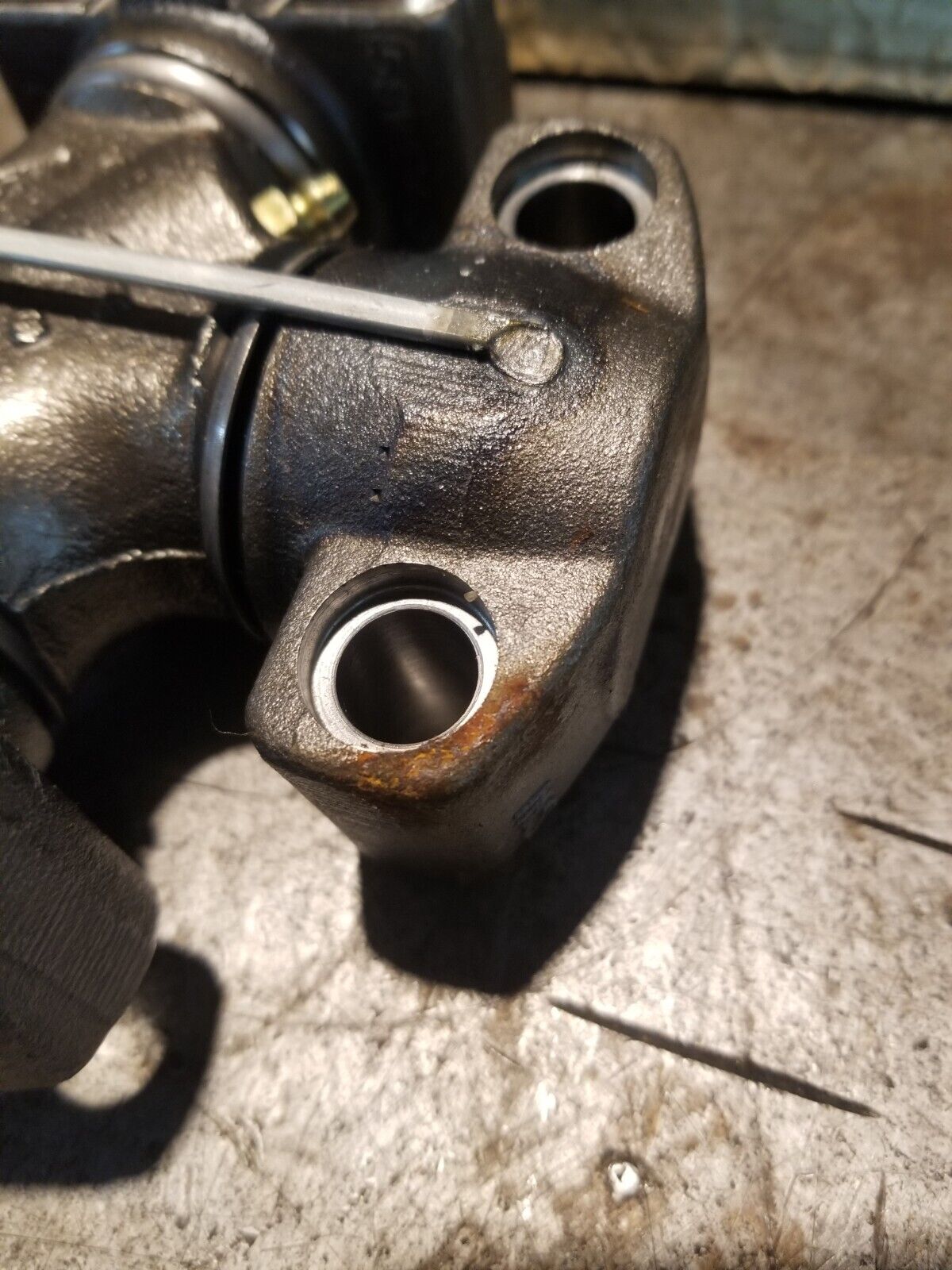 John Deere Pinion - AT74269 UNIVERSAL JOINT ref42