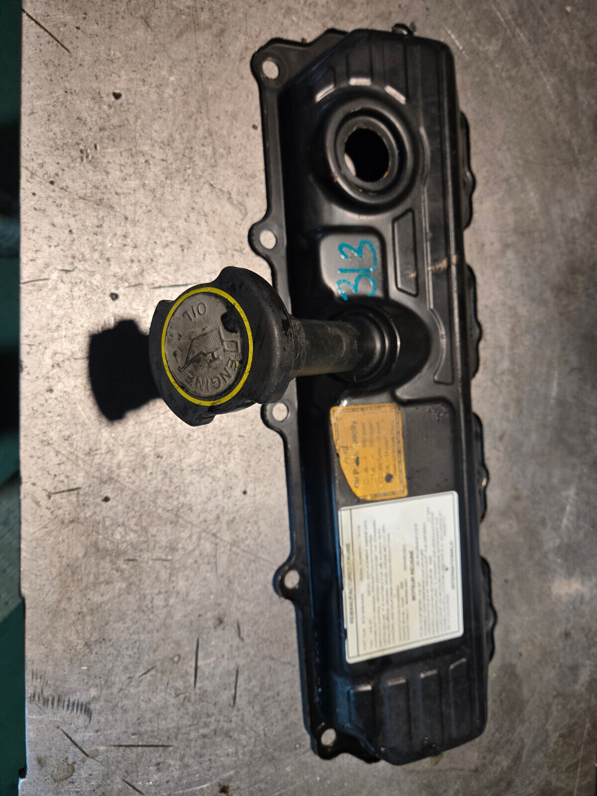 6.0L FORD POWERSTROKE VALVE COVER 1883070c1