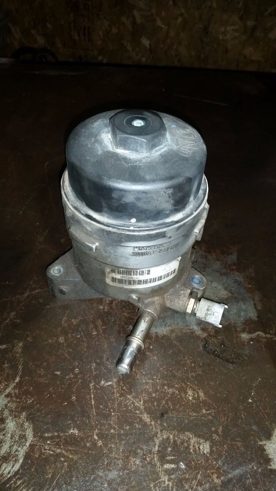 1875358c91 6.4 Powerstroke Turbo Diesel 6.4l Fuel Filter Housing W/ CAP