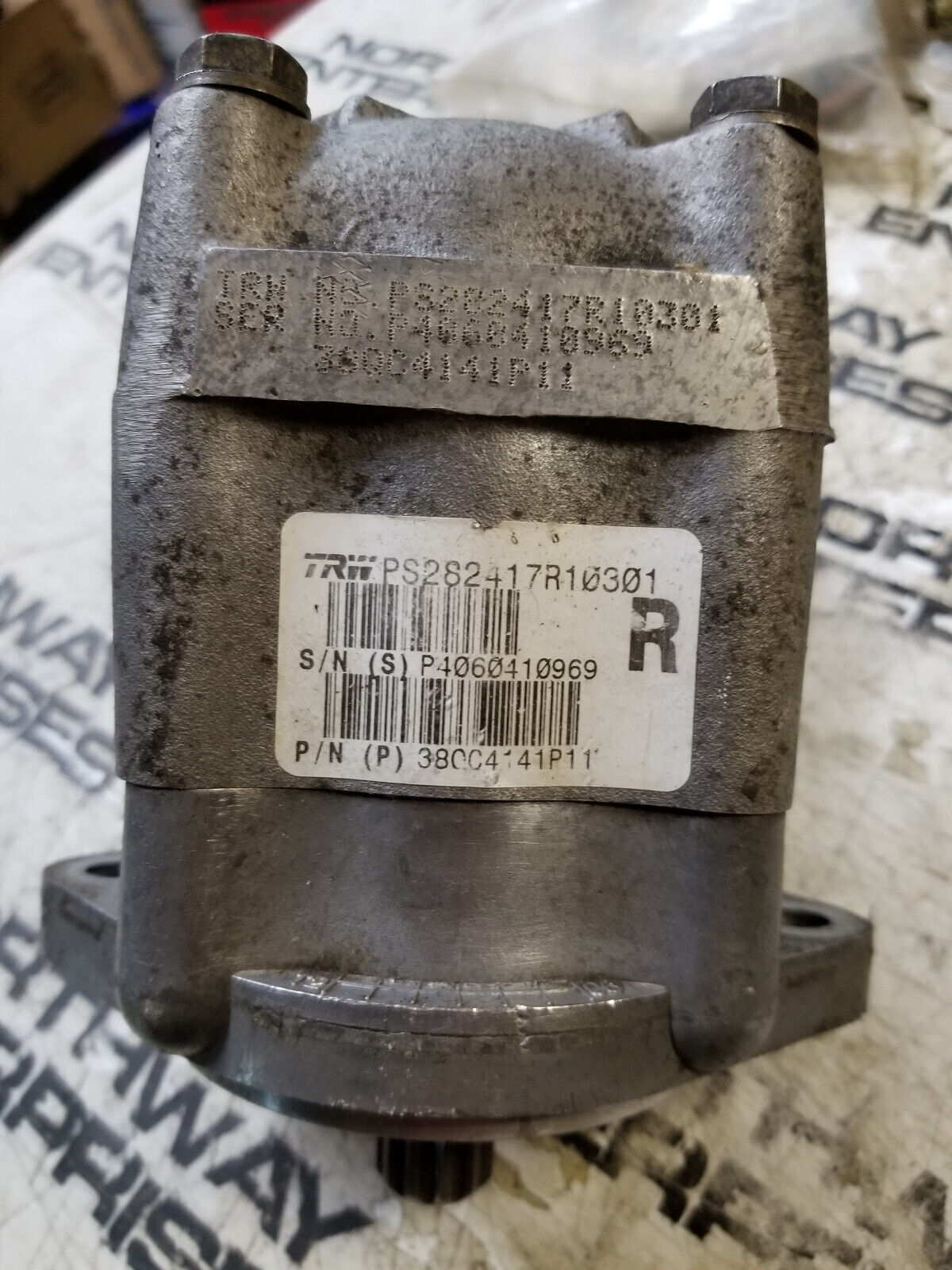 PS282417R103 Power steering pump TRW