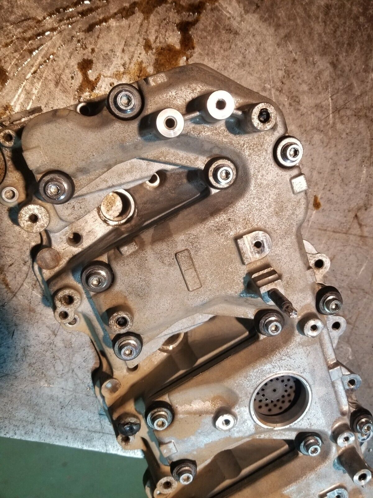 2011-2015 DURAMAX 6.6 6.6L DIESEL LML VALVE COVER & SPACER LH DRIVER
