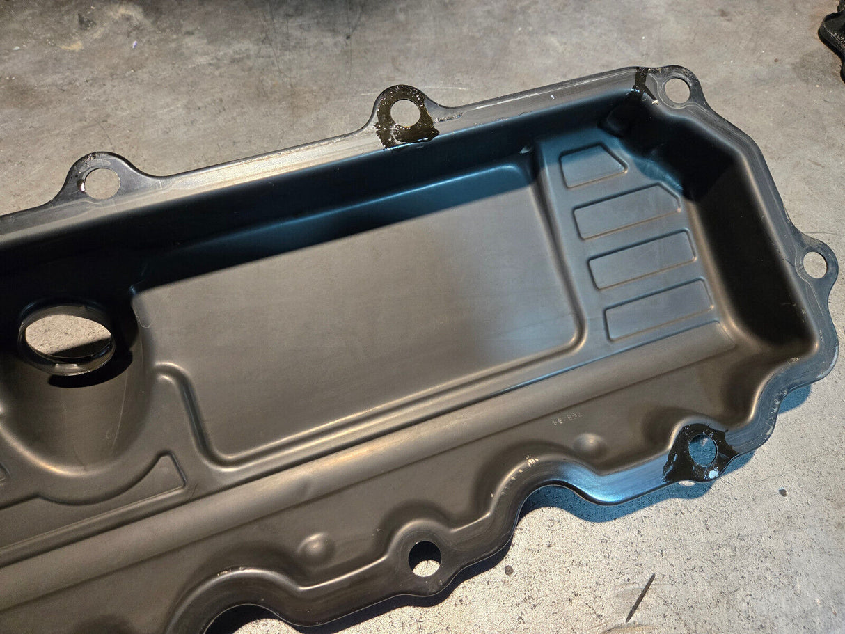 6.0L FORD POWERSTROKE VALVE COVER 1883070c1