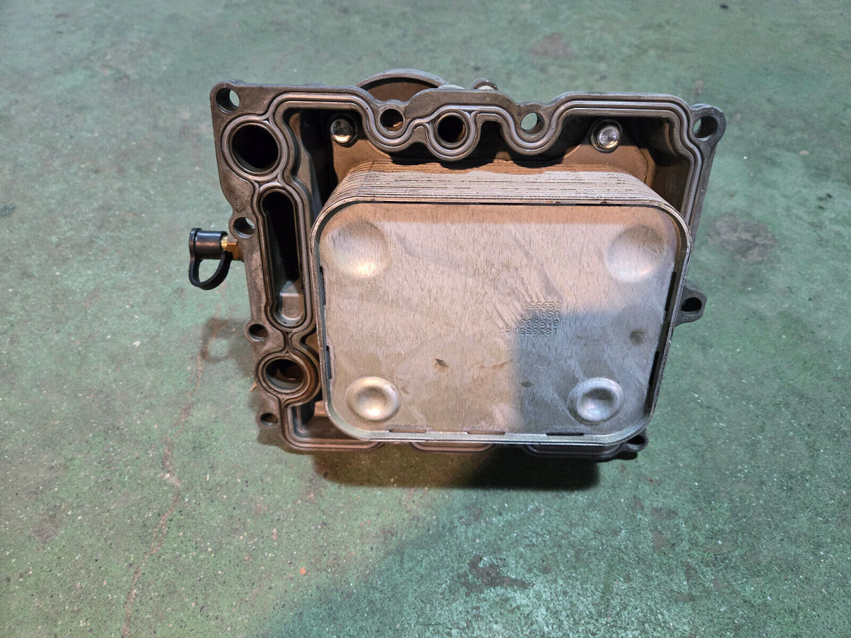 1150052R2 Ford OEM F250 F350 6.0 OIL COOLER HOUSING OIL FILTER HOUSING 32263C92