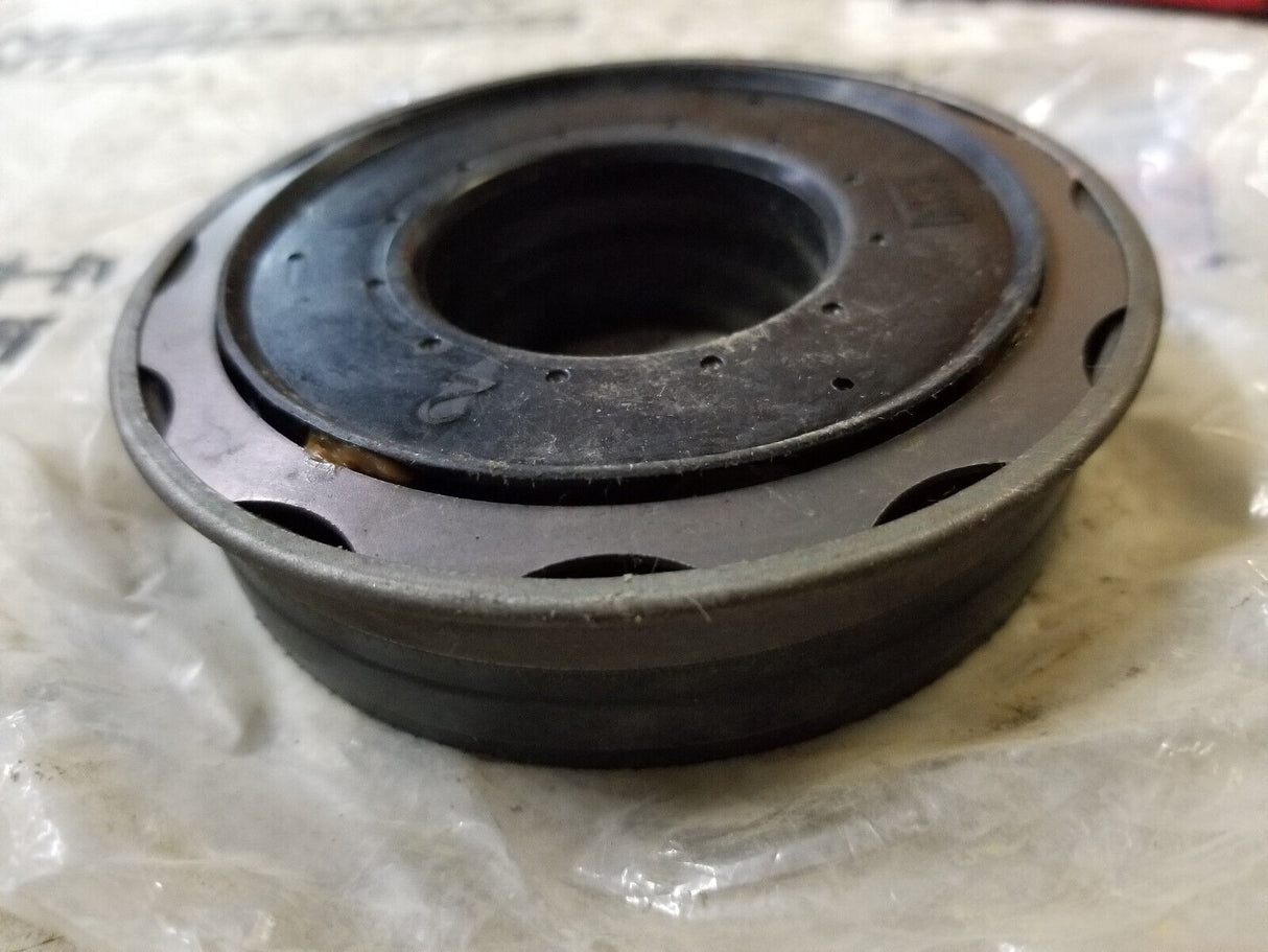 26064030 GM AXLE OUTPUT SHAFT SEAL