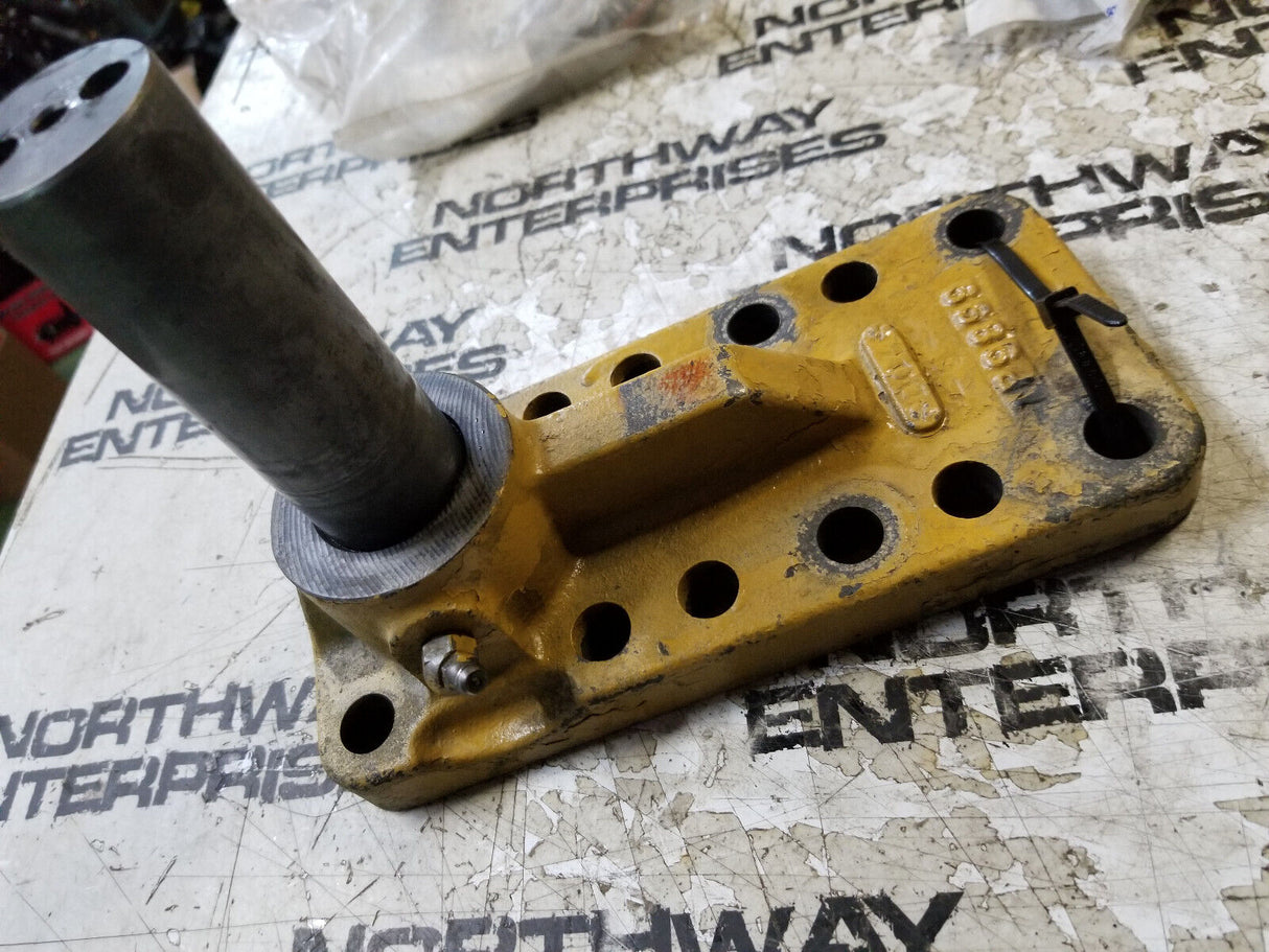 1P9899 CAT BRACKET 1P-9899