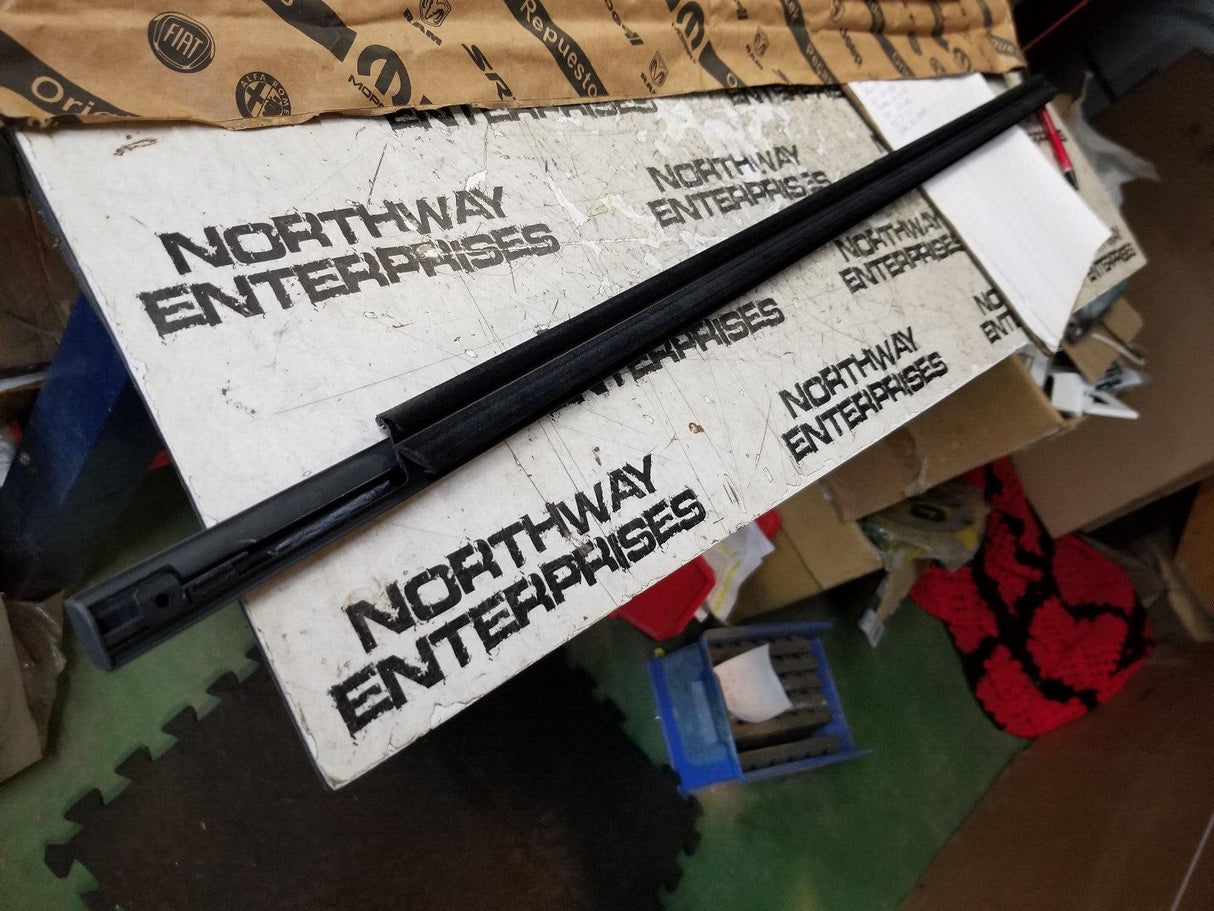 Genuine Mopar Front Door Belt Outer Weatherstrip Right 55112376AI