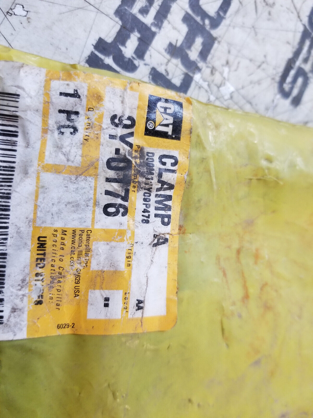 9Y-0176 CATERPILLAR CLAMP 9Y0176