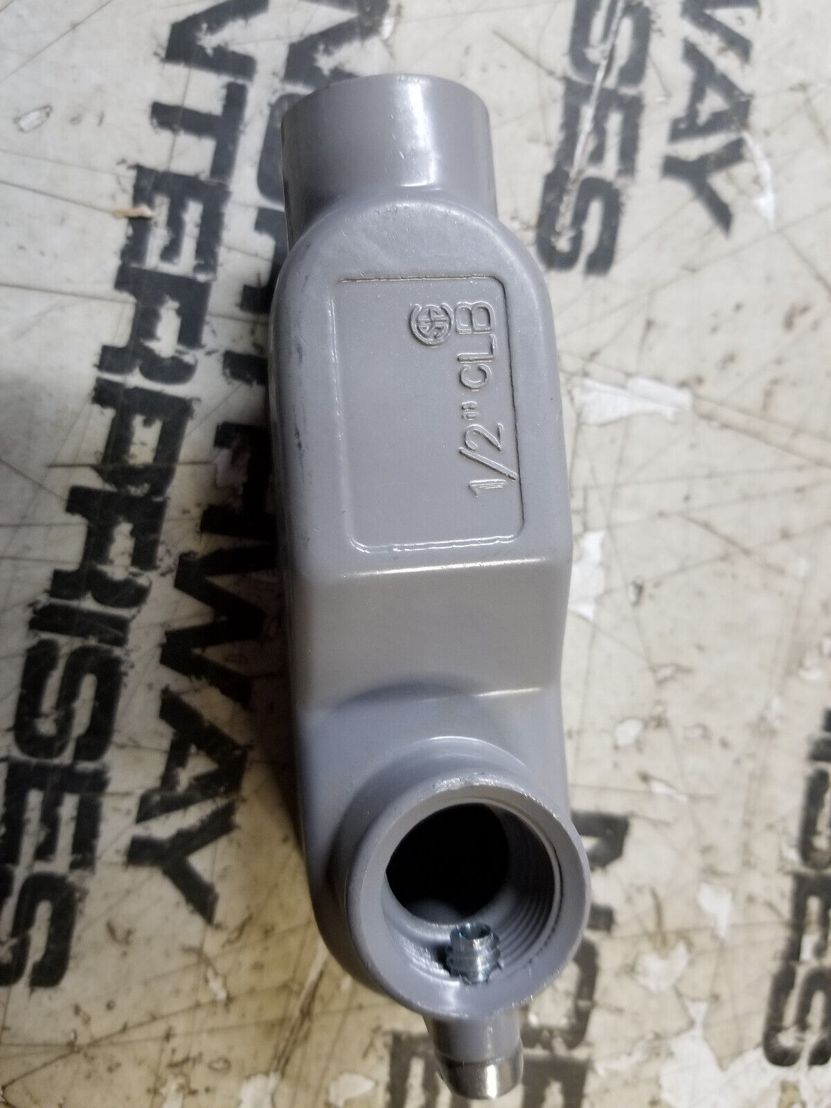 LOT OF 5PC - E121488 1/2 Conduit Body