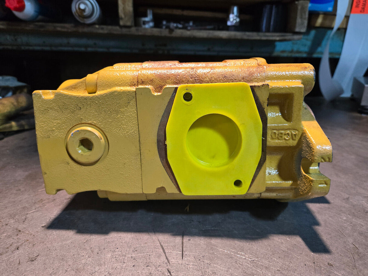 Caterpillar 594-0986 Gr B Pump Group, CAT Gear Pump for Fluid Flow in Hydraulics
