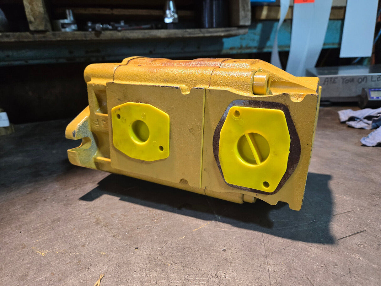 Caterpillar 594-0986 Gr B Pump Group, CAT Gear Pump for Fluid Flow in Hydraulics