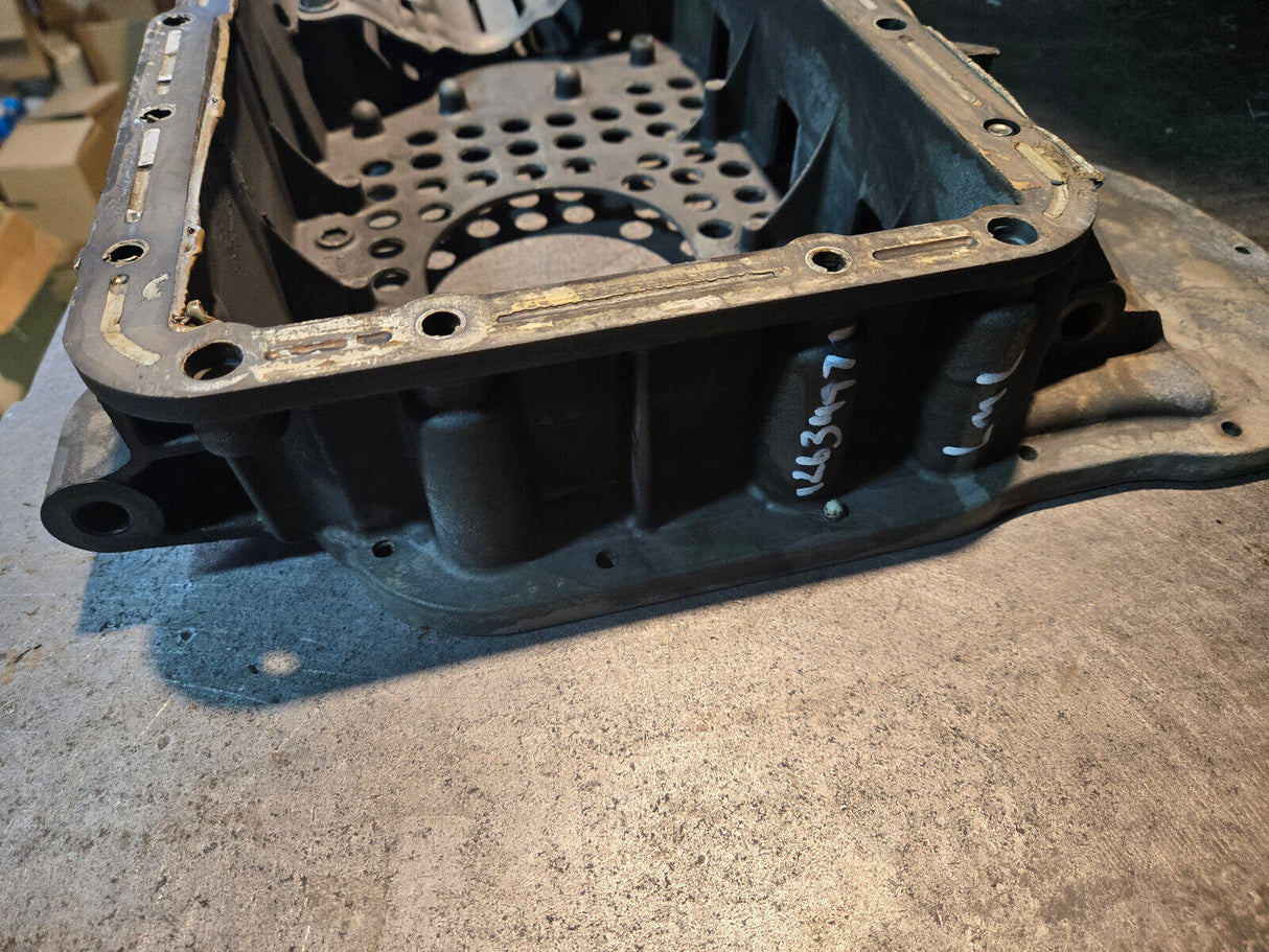 12634971 2011-2015 UPPER OIL PAN CHEVROLET Duramax 6.6l 6.6 LML reflml