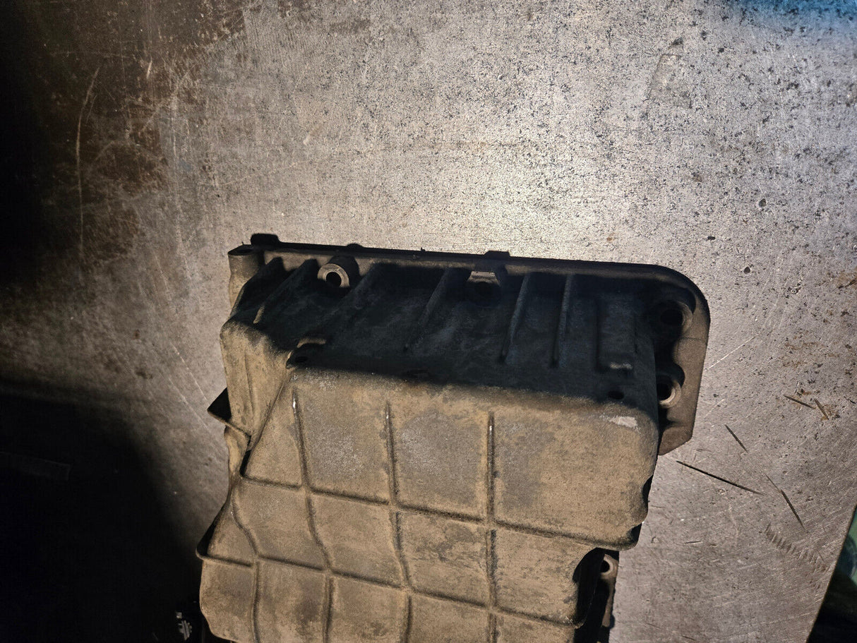 12634971 2011-2015 UPPER OIL PAN CHEVROLET Duramax 6.6l 6.6 LML reflml