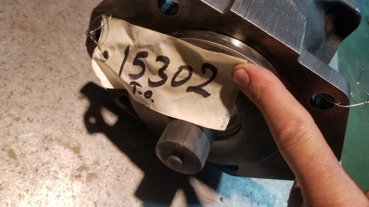 024-02154-0 PARKER DENISON M4D 138 3N00 B102 Medium Duty Vane Motor