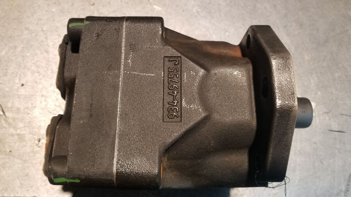 024-02154-0 PARKER DENISON M4D 138 3N00 B102 Medium Duty Vane Motor