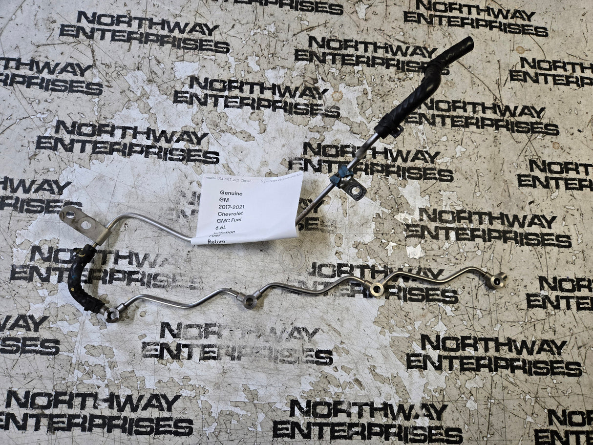12684288 Genuine GM 2017-2021 L5P DURAMAX Fuel 6.6L Injection Fuel Return Pipe