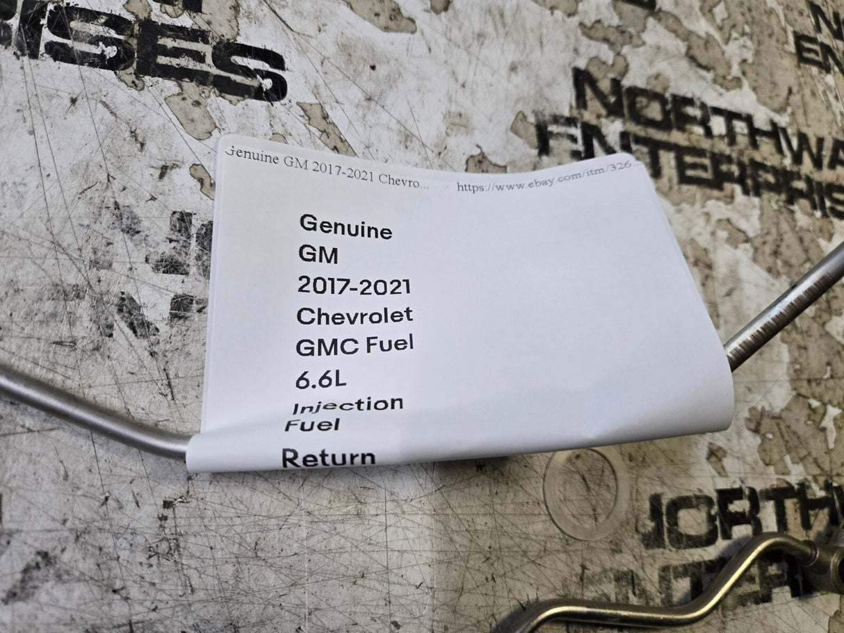 12684288 Genuine GM 2017-2021 L5P DURAMAX Fuel 6.6L Injection Fuel Return Pipe