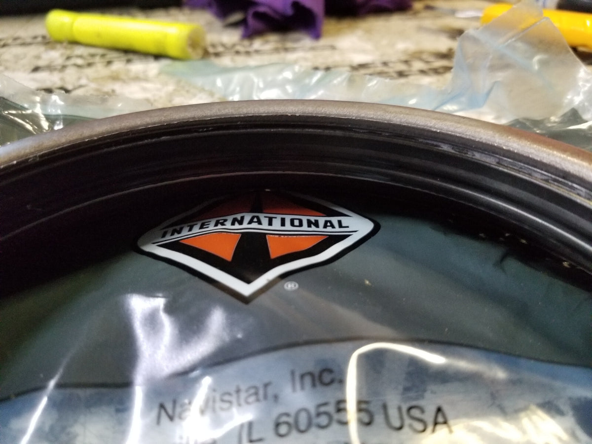V370120A INTERNATIONAL OIL SEAL