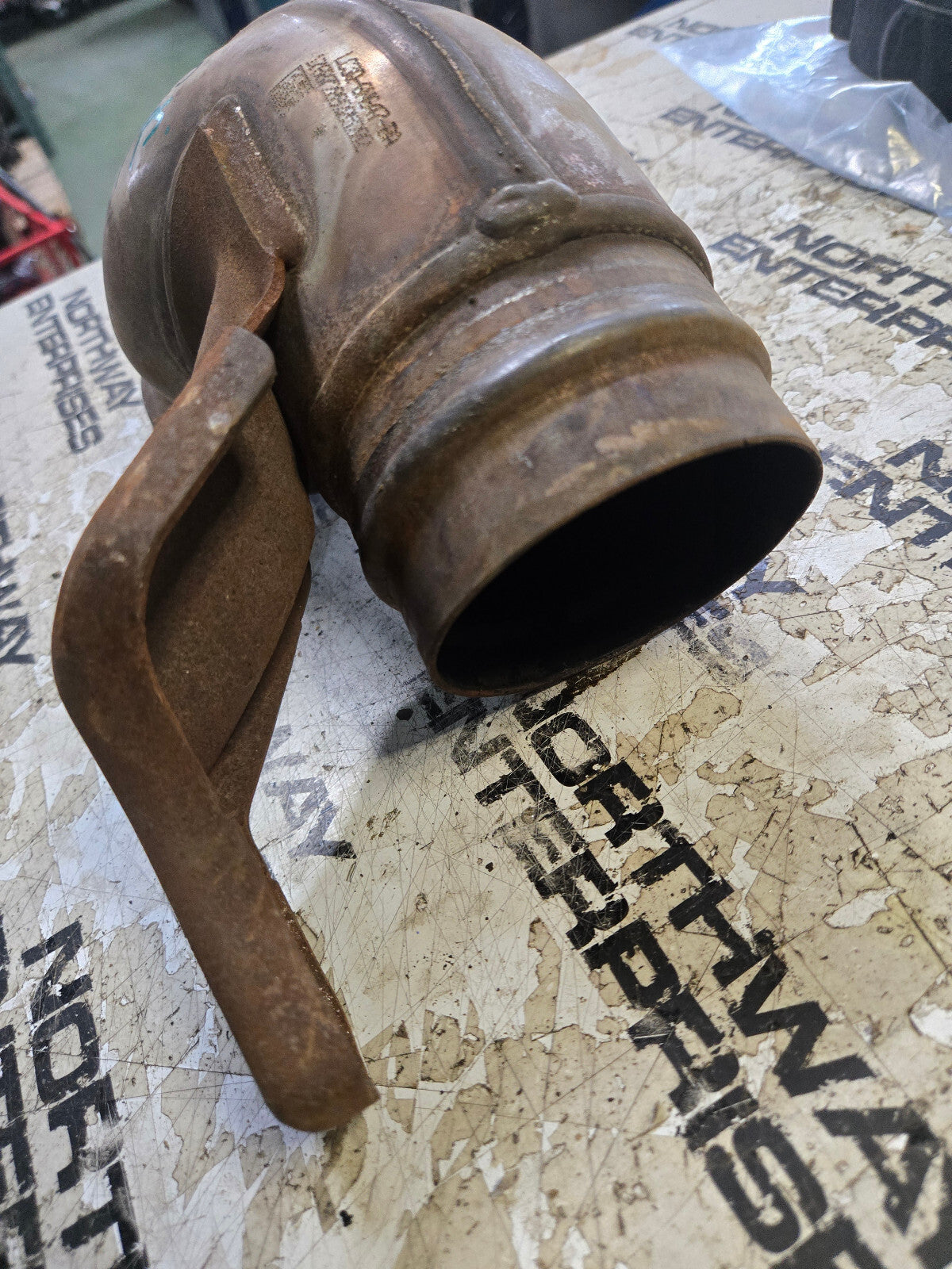 FC3Z-6N647-da 2020-2025 6.7L POWERSTROKE LC3Q-6N647-BA TURBO EXHAUST PIPE