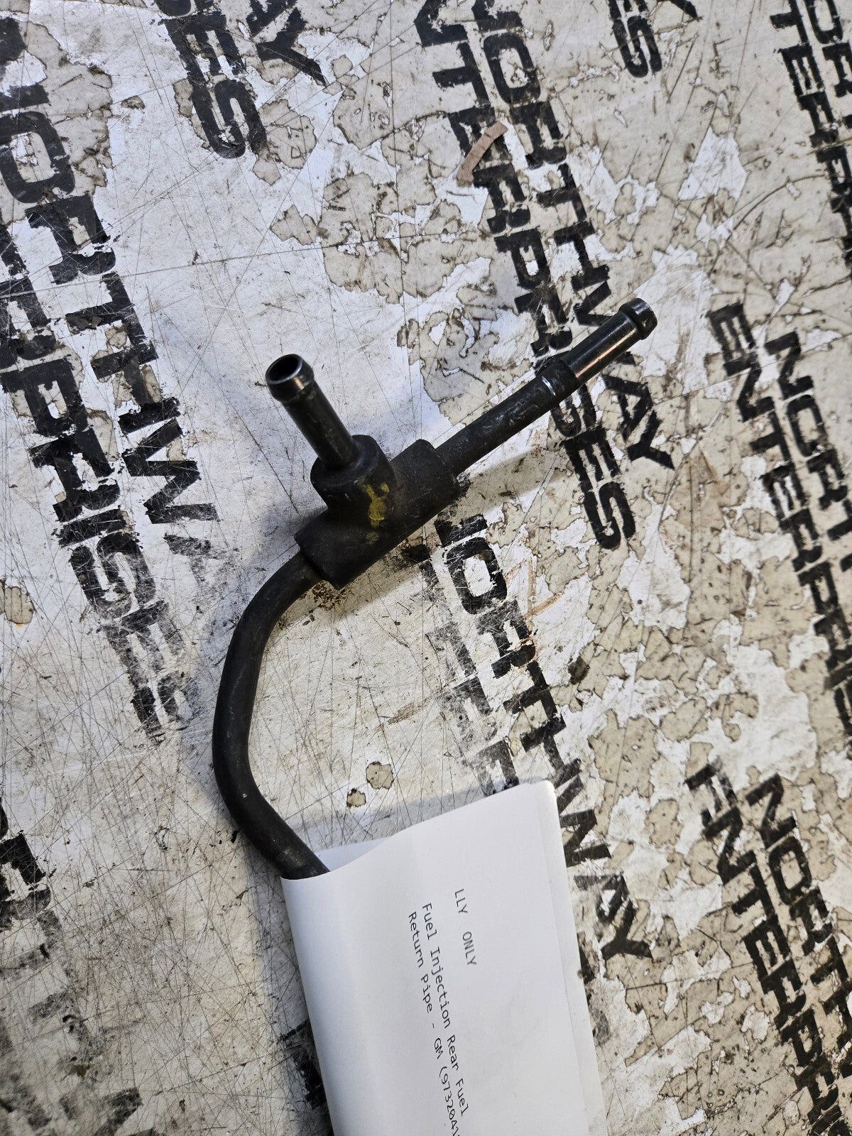 04 05 2004 2005 GM 97320418 Pipe Asm,Fuel Injection Fuel Return Rear LLY