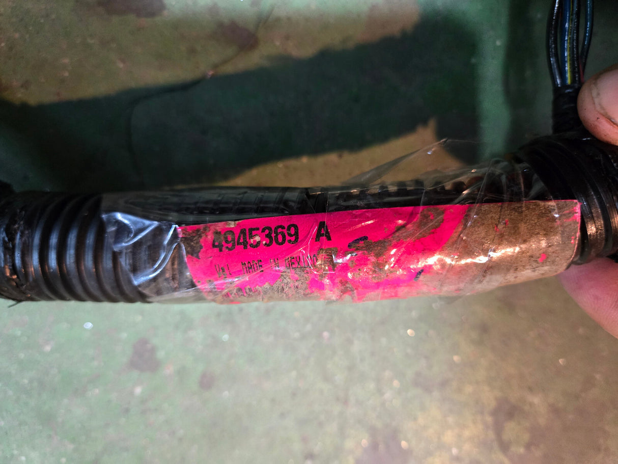 6.7L CUMMINS ENGINE HARNESS FOR PARTS 4945369