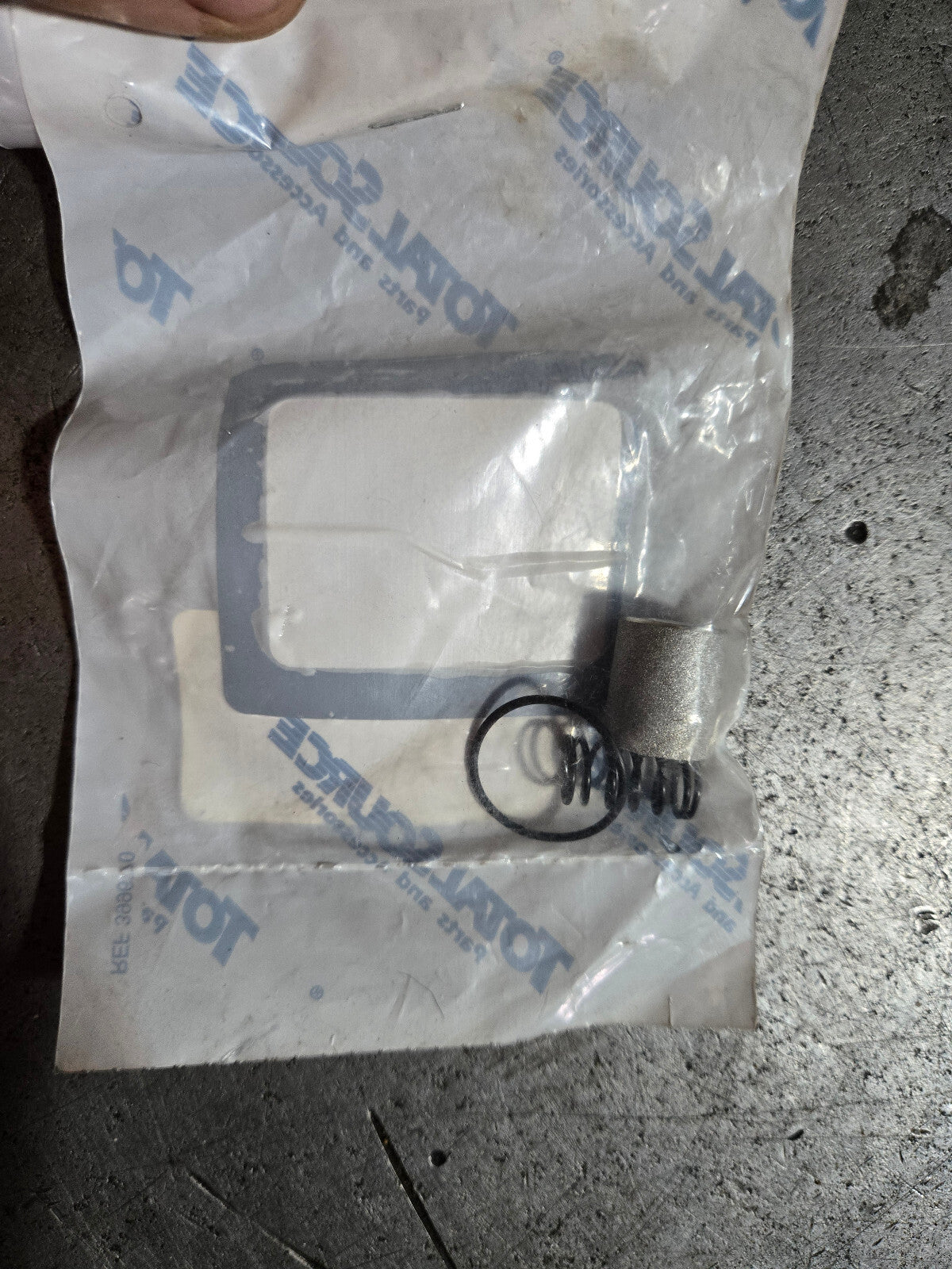 YT580055163 TOTAL SOURCE 580055163 EM FUEL FILTER CARTRIDGE