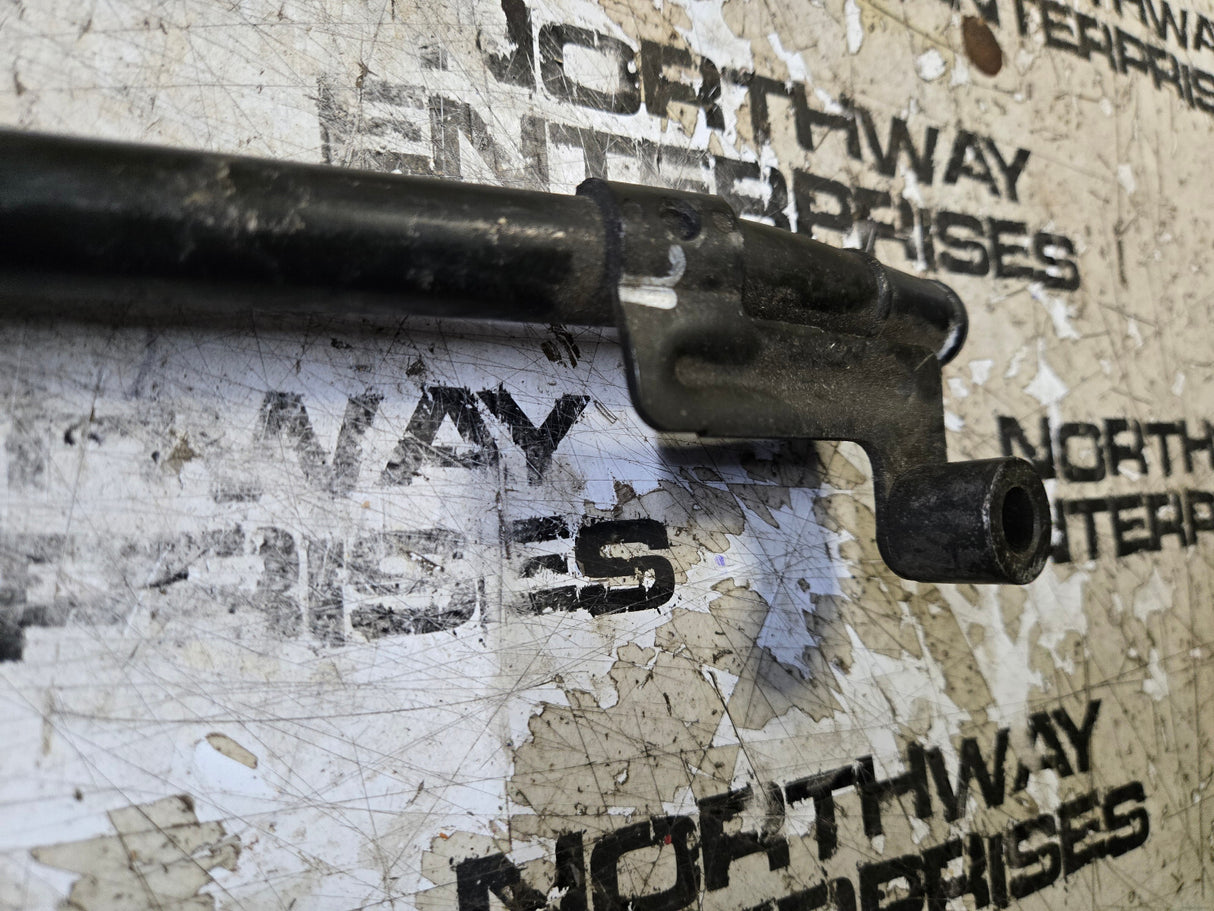 97288786 6.6l Duramax LB7 Thermostat Coolant Pipe 2001-2004