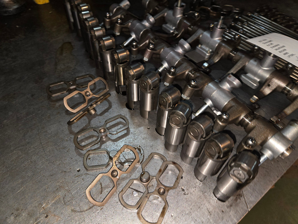 2011-2015 Chevy GMC 6.6 LML DURAMAX VALVETRAIN ROCKER ARMS LIFTERS REF421