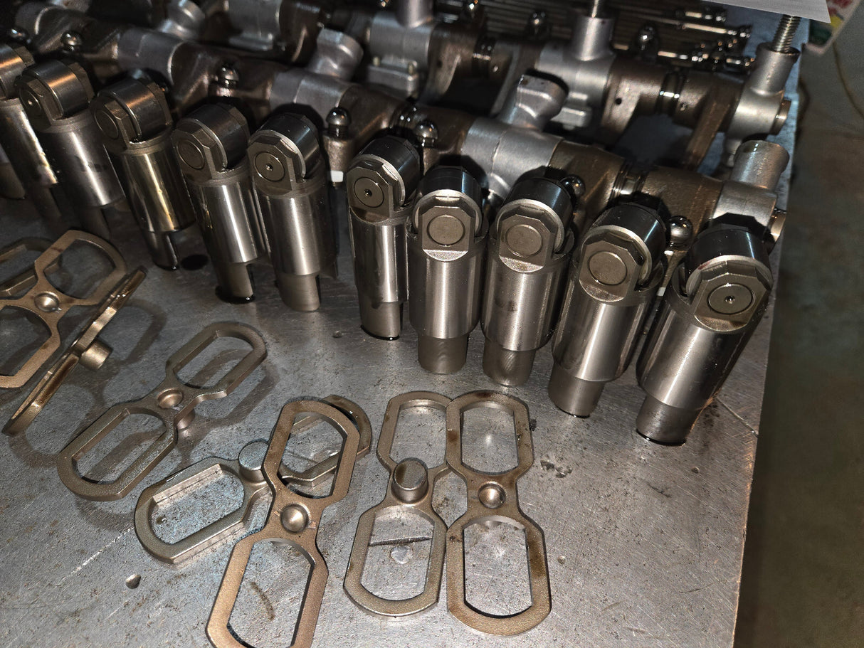 2011-2015 Chevy GMC 6.6 LML DURAMAX VALVETRAIN ROCKER ARMS LIFTERS REF421