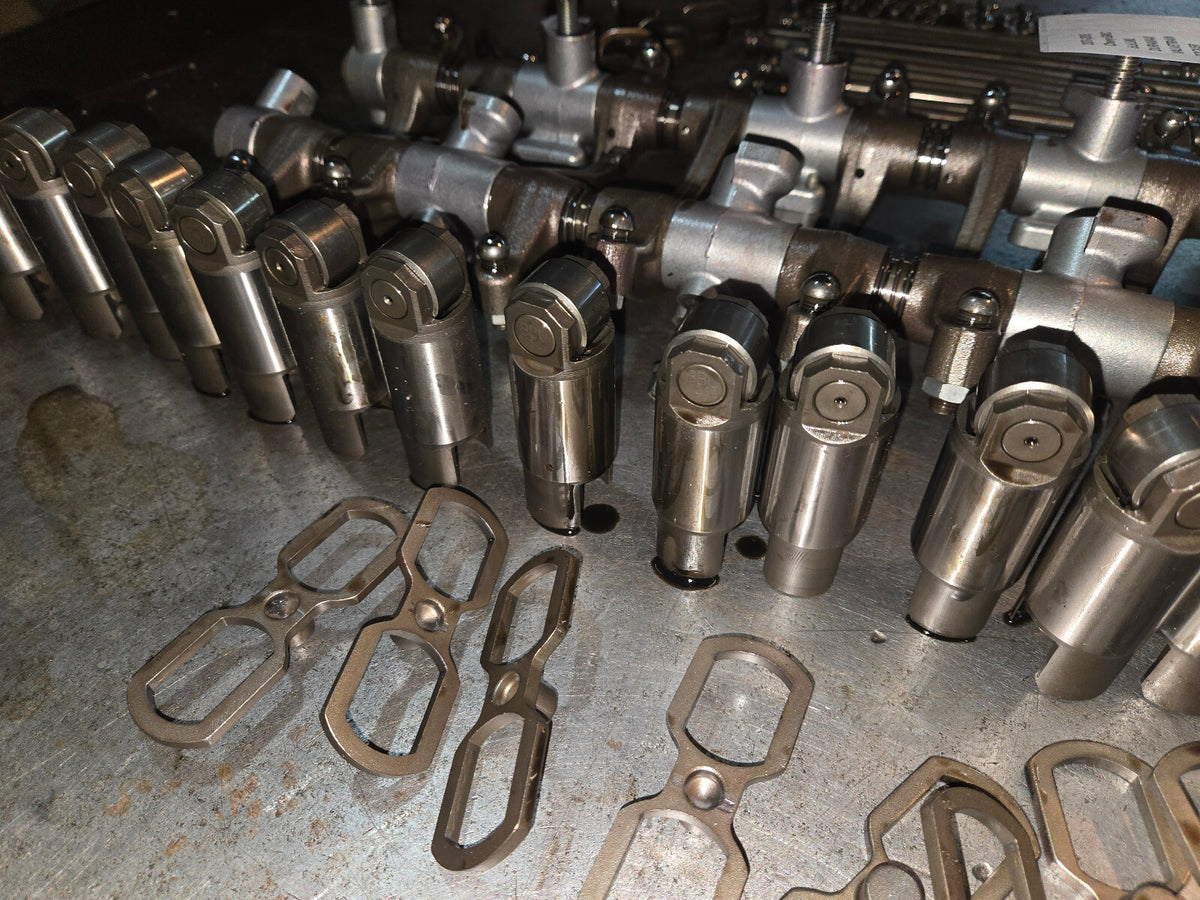 2011-2015 Chevy GMC 6.6 LML DURAMAX VALVETRAIN ROCKER ARMS LIFTERS REF421