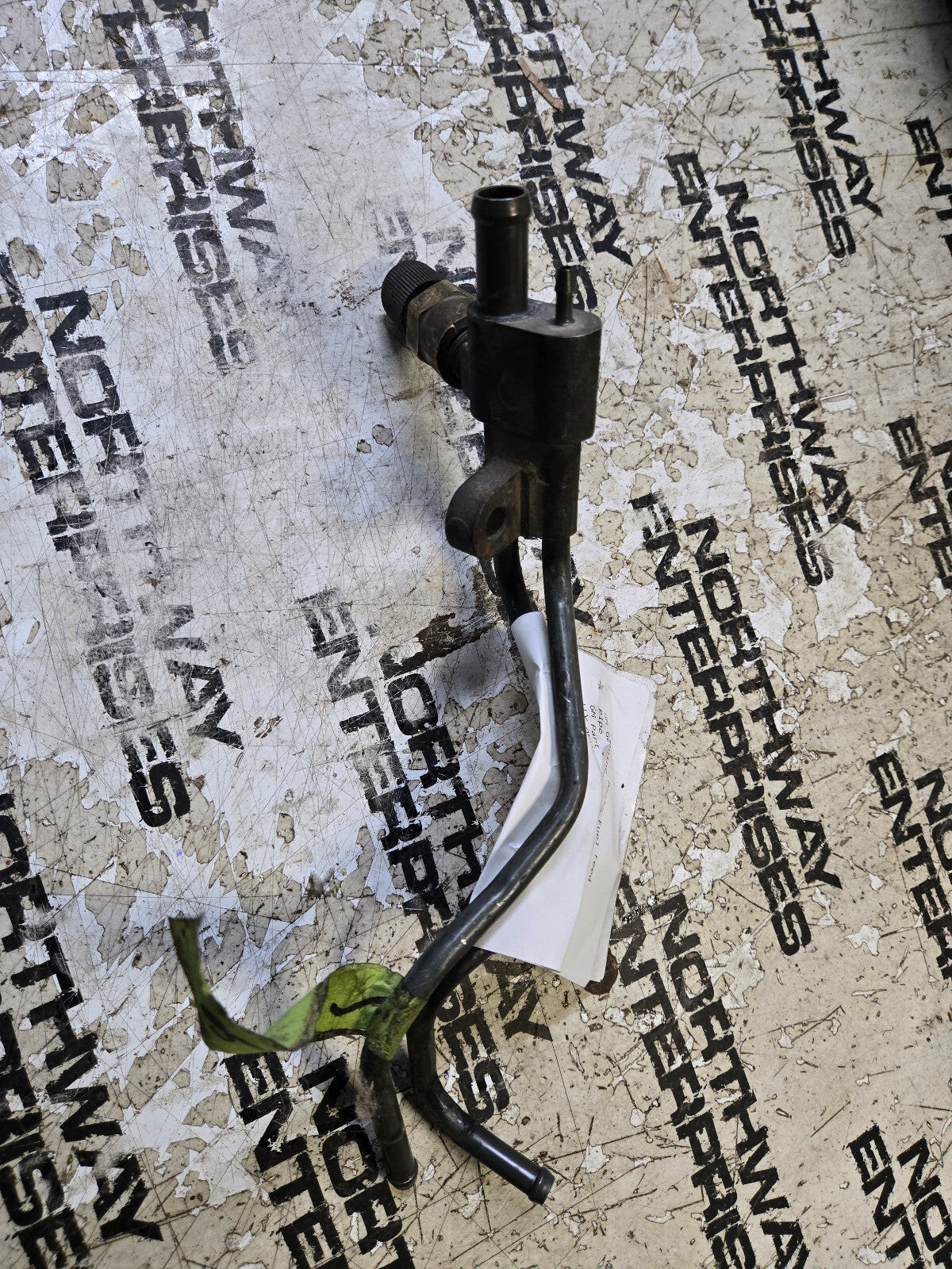 2004.5-2005 6.6L LLY Duramax Fuel Injection Fuel Feed & Return Pipe 97319966