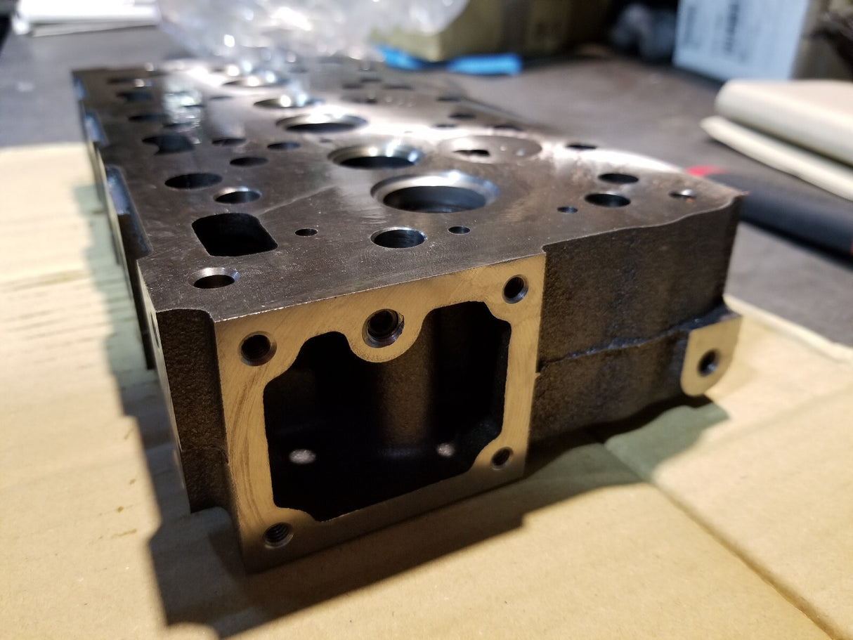 1J096-03040 GENUINE KUBOTA CYLINDER HEAD D1105 B2400 B2410