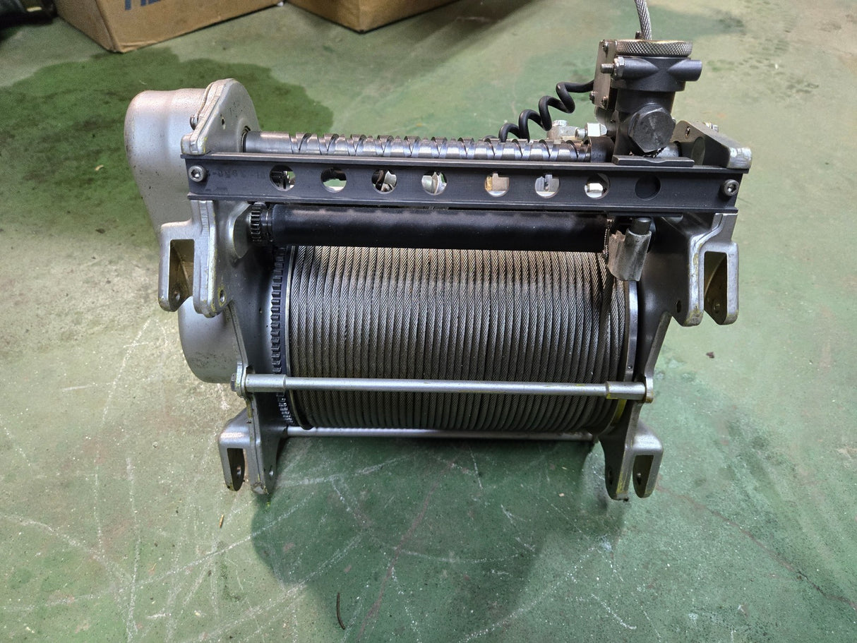 BREEZE CORPORATION RESCUE WINCH ASSEMBLY BL-10300-150 REF 443