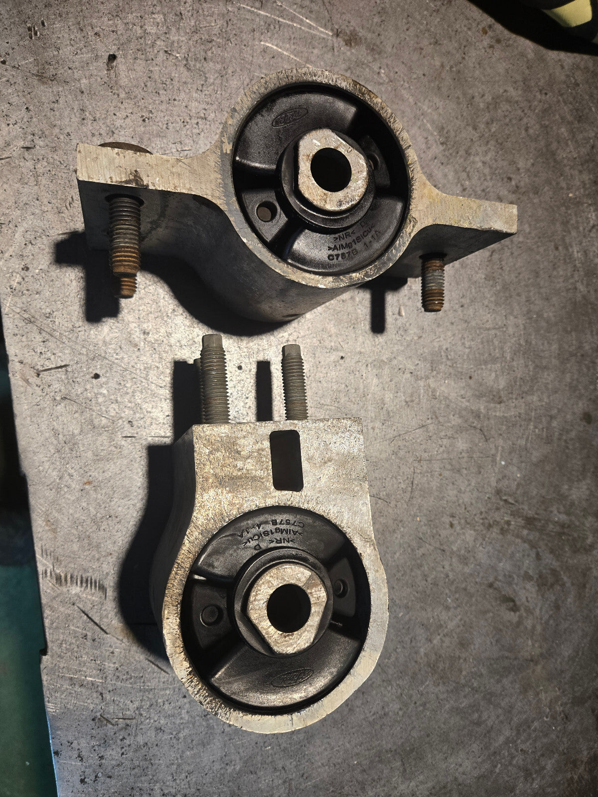 Ford HC3Z-6038-F HC3Z-6038-C - Mount - 2017-2022 F350 6.7L POWERSTROKE