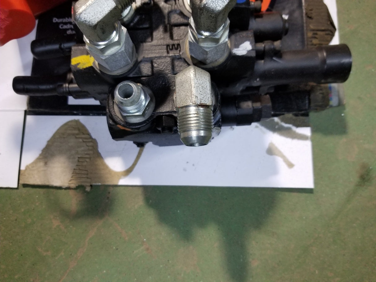 M1827 KUBOTA JOYSTICK CONTROL VALVE KIT